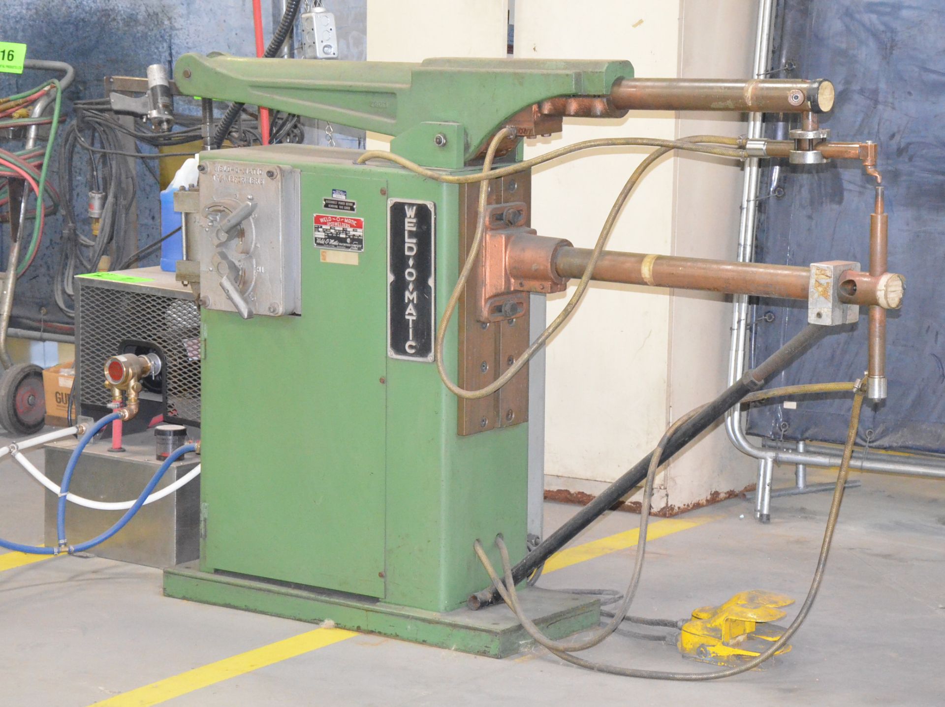 WELD-O-MATIC AF-2B FLOOR-TYPE SPOT WELDER WITH 50 KVA, 35" THROAT, MEDWELD 300S CONTROL, 575V/1PH/ - Image 2 of 4