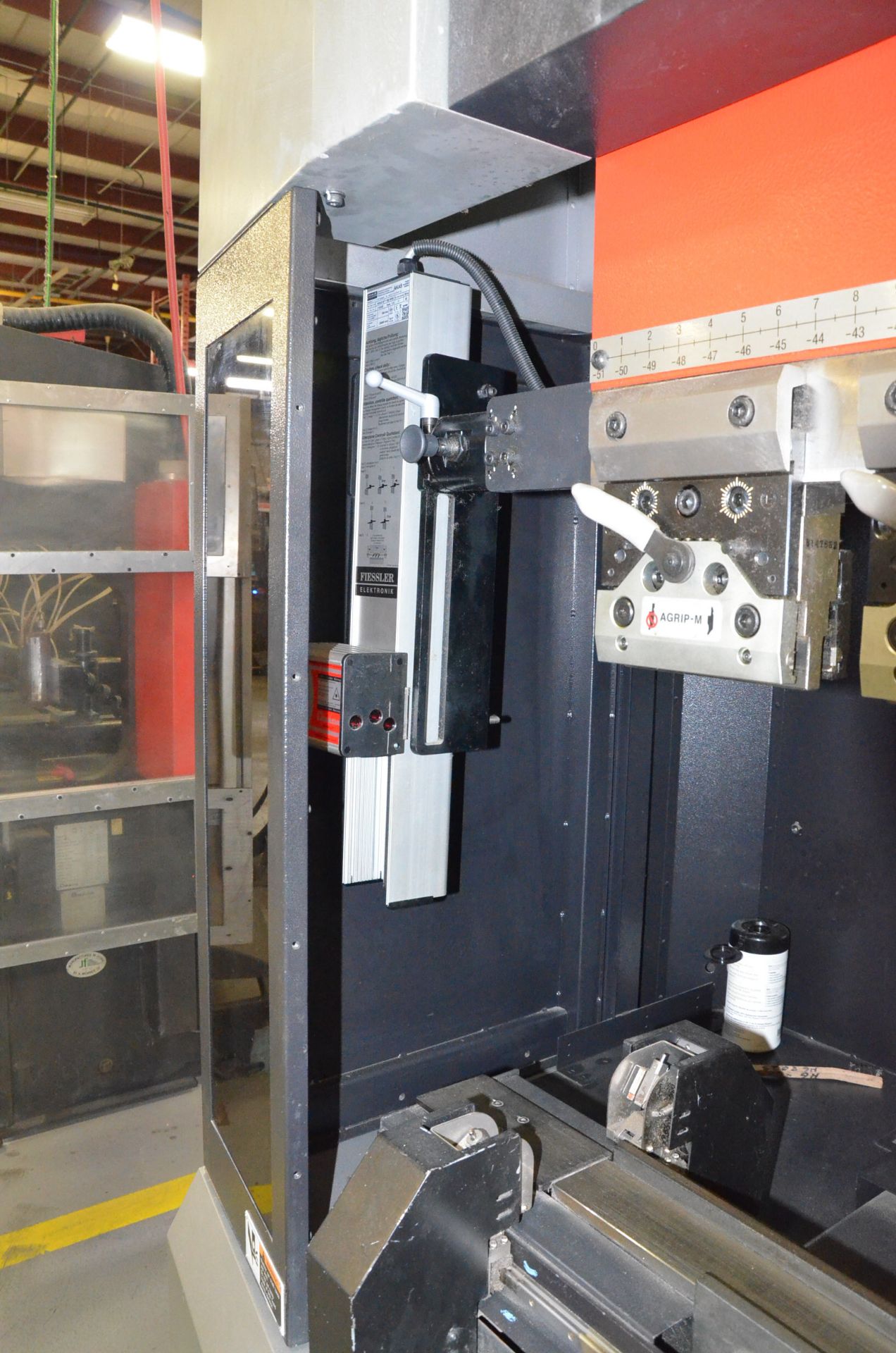 AMADA (2014) HG8025 CNC 8 AXIS SERVO-HYDRAULIC BRAKE PRESS WITH AMADA AMNC 3I CNC TOUCH SCREEN - Image 16 of 19