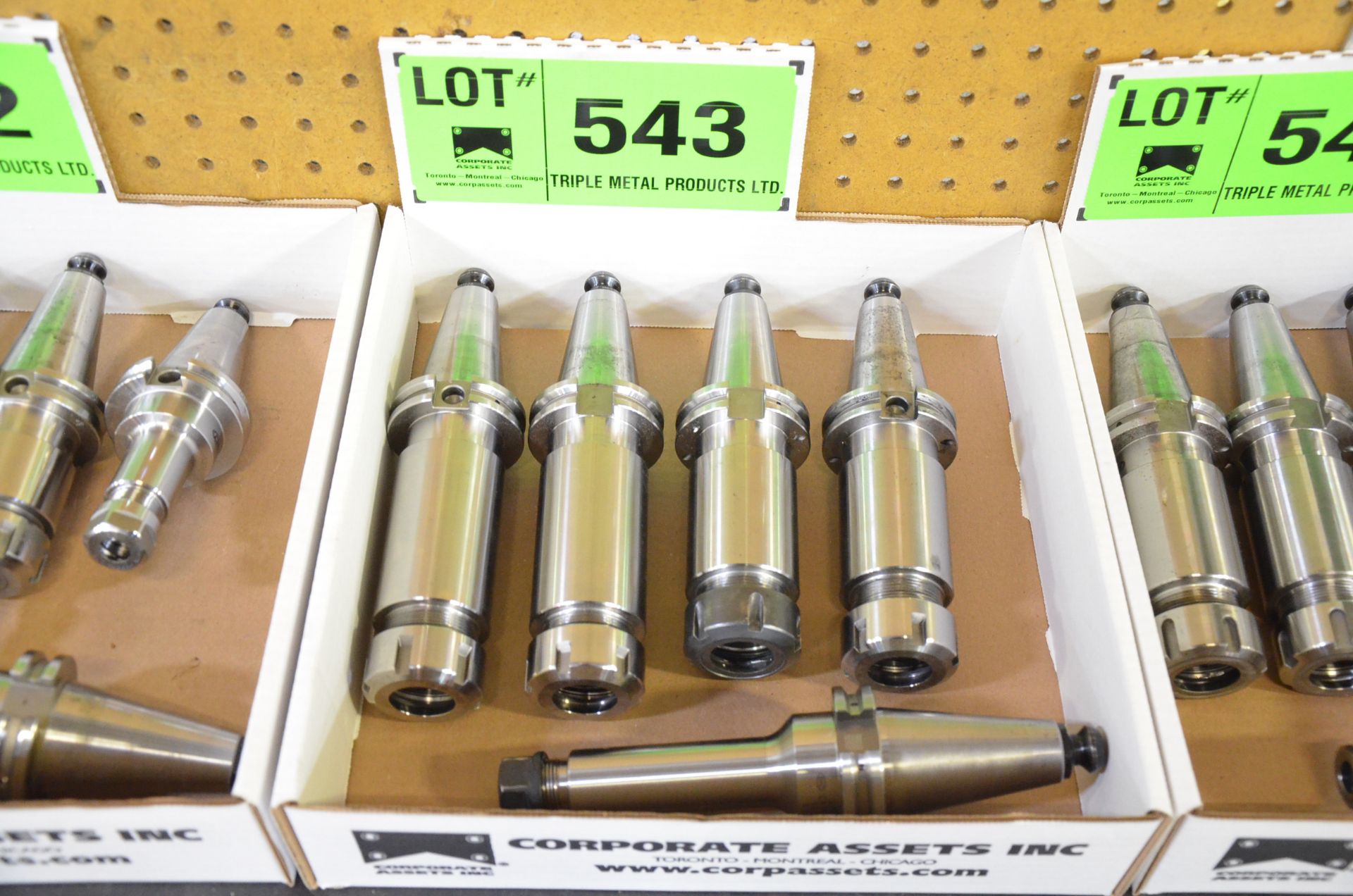 LOT/ (5) CAT40 TOOL HOLDERS