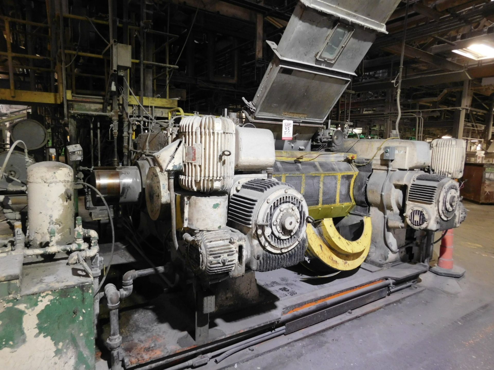 TILE LINE MILL, S/N: N/A (WITHOUT MOTOR DRIVEN GEAR BOX) [RIGGING FEE FOR LOT #38 - $3500 USD PLUS