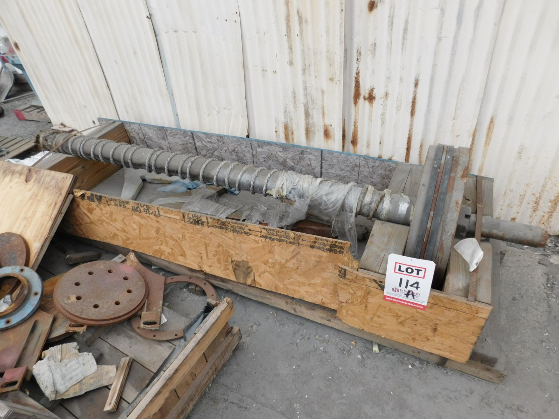 MIXER ORIFICE GATE PLUNGER, S/N: N/A [RIGGING FEE FOR LOT #114A - $100 USD PLUS APPLICABLE TAXES]