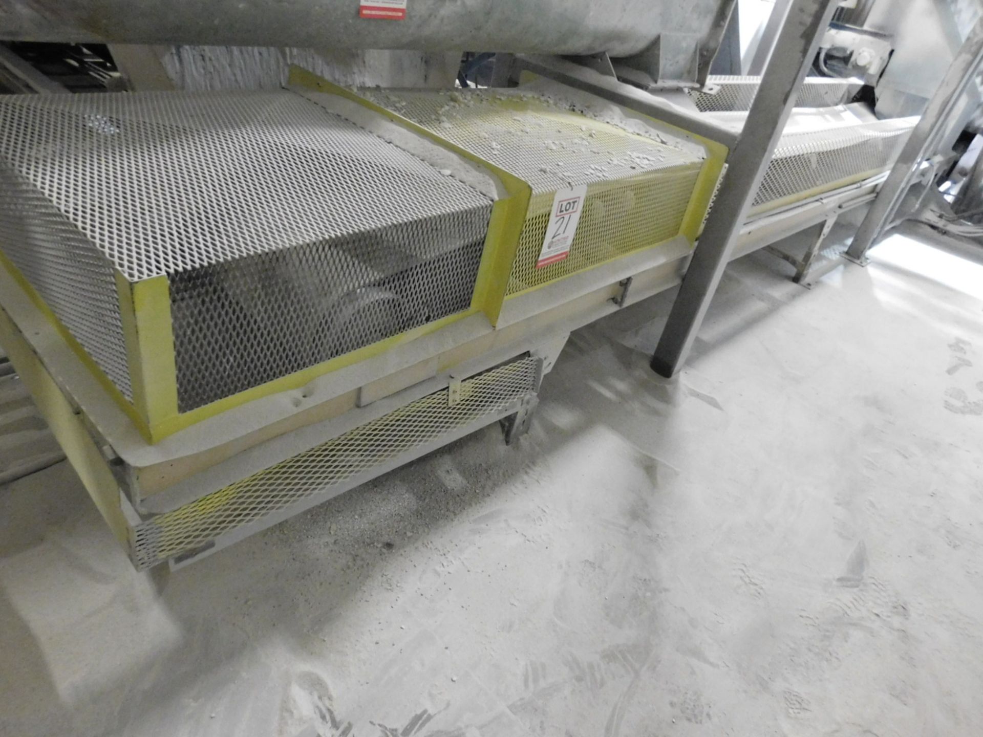 APPROX. 22'X20" TRI-ROLLER BELT CONVEYOR [RIGGING FEE FOR LOT #21 - $500 USD PLUS APPLICABLE TAXES]