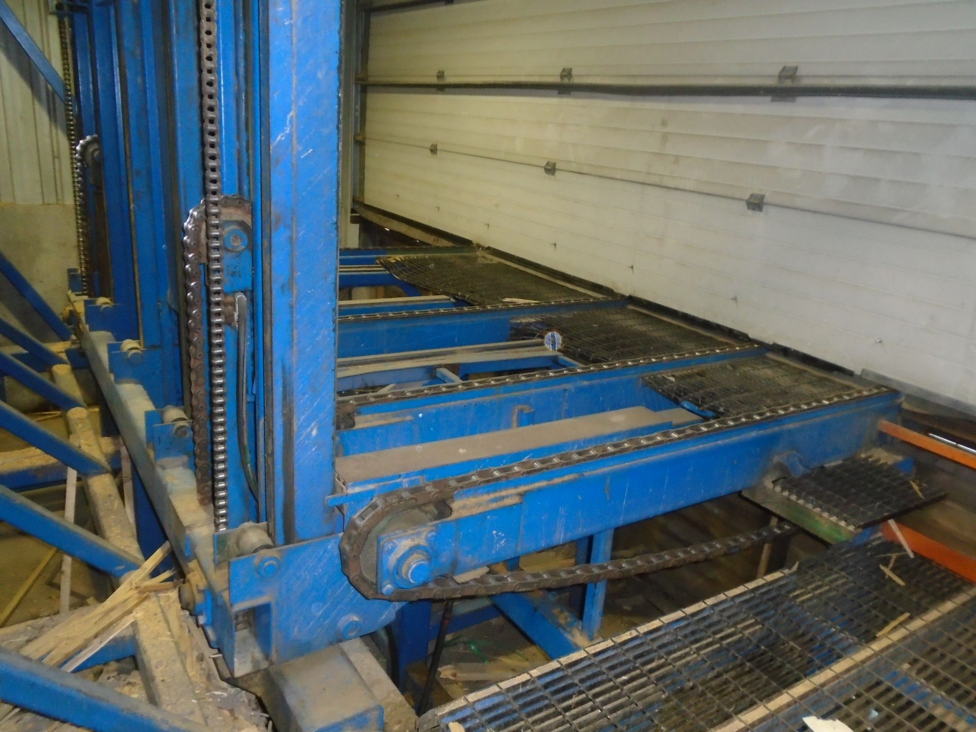CUSTOM LUMBER INFEED SYSTEM CONSISTING OF (1) 32'L X 10'W 4 CHAIN POWERED INFEED CONVEYOR, (1) 2 - Image 4 of 12