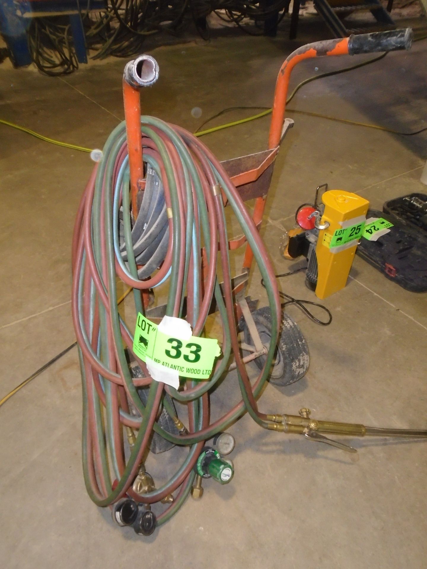 LOT/ OXY-ACETYLENE TANK CADDY WITH TORCH, GAUGES & HOSE