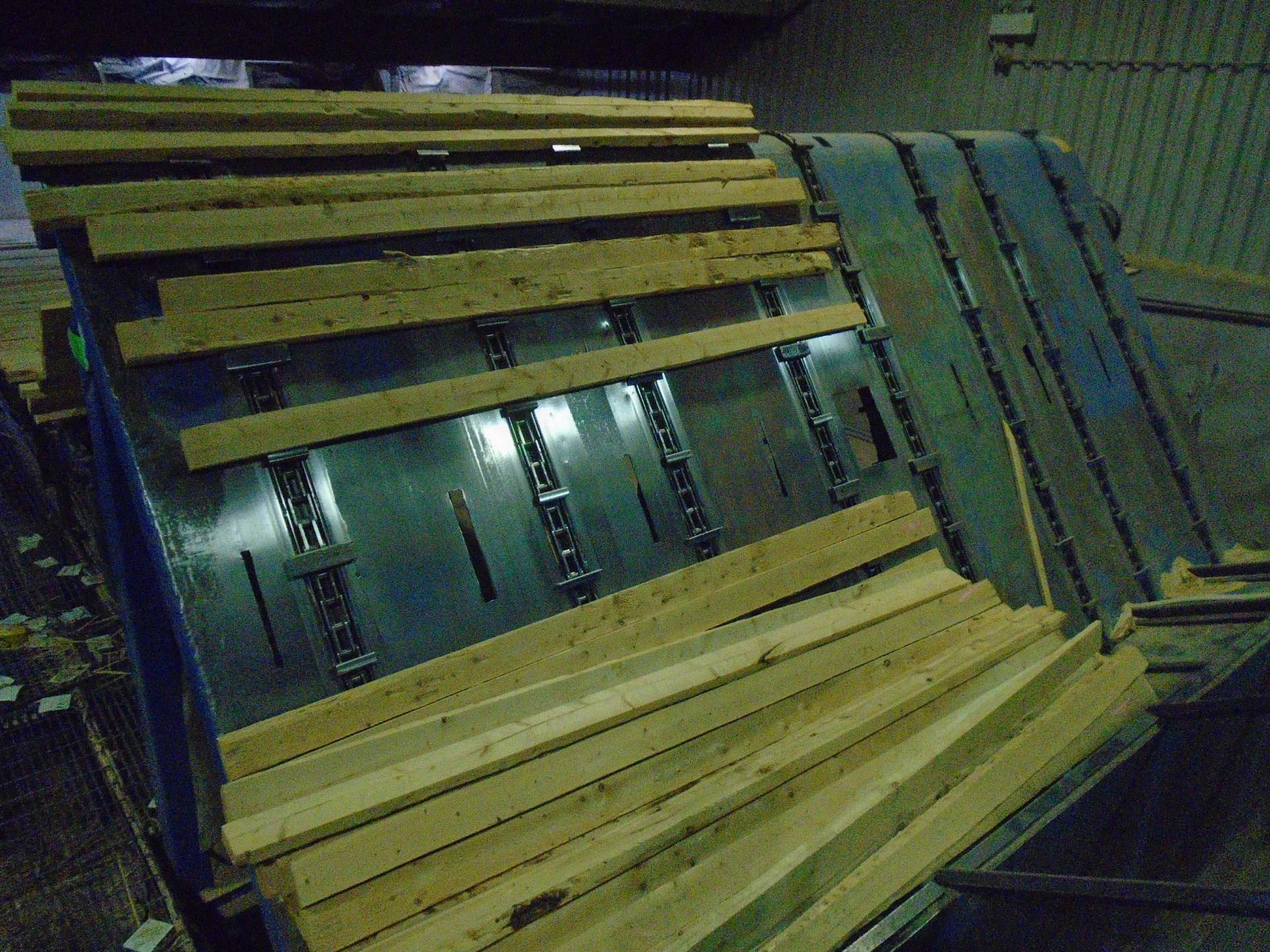 CUSTOM LUMBER INFEED SYSTEM CONSISTING OF (1) 32'L X 10'W 4 CHAIN POWERED INFEED CONVEYOR, (1) 2 - Image 10 of 12