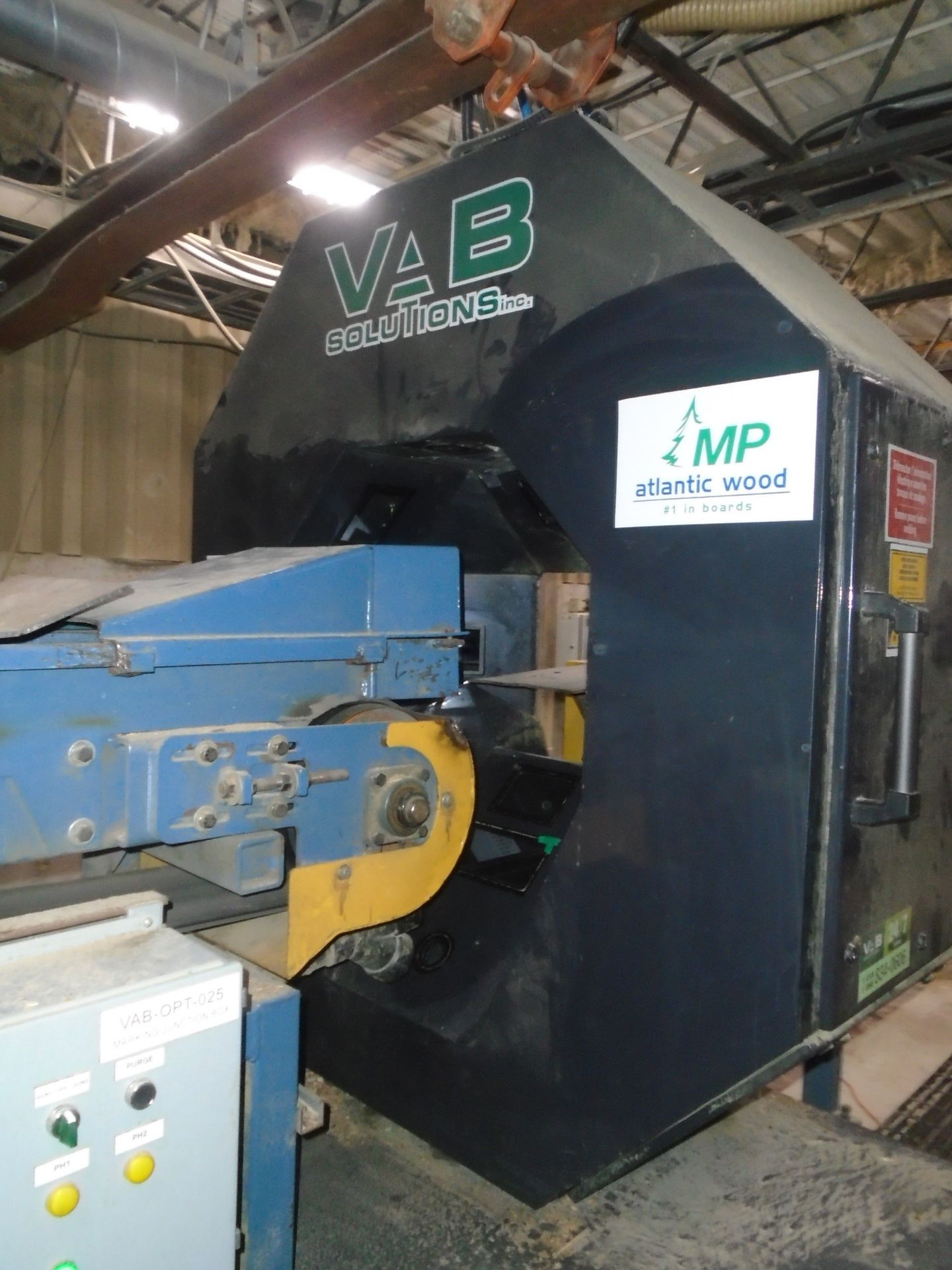 VAB SOLUTIONS (2015) LINEAR LUMBER GRADING SYSTEM WITH NORDSON 25B UV MARKING/READING UNIT, NEMA - Image 4 of 17