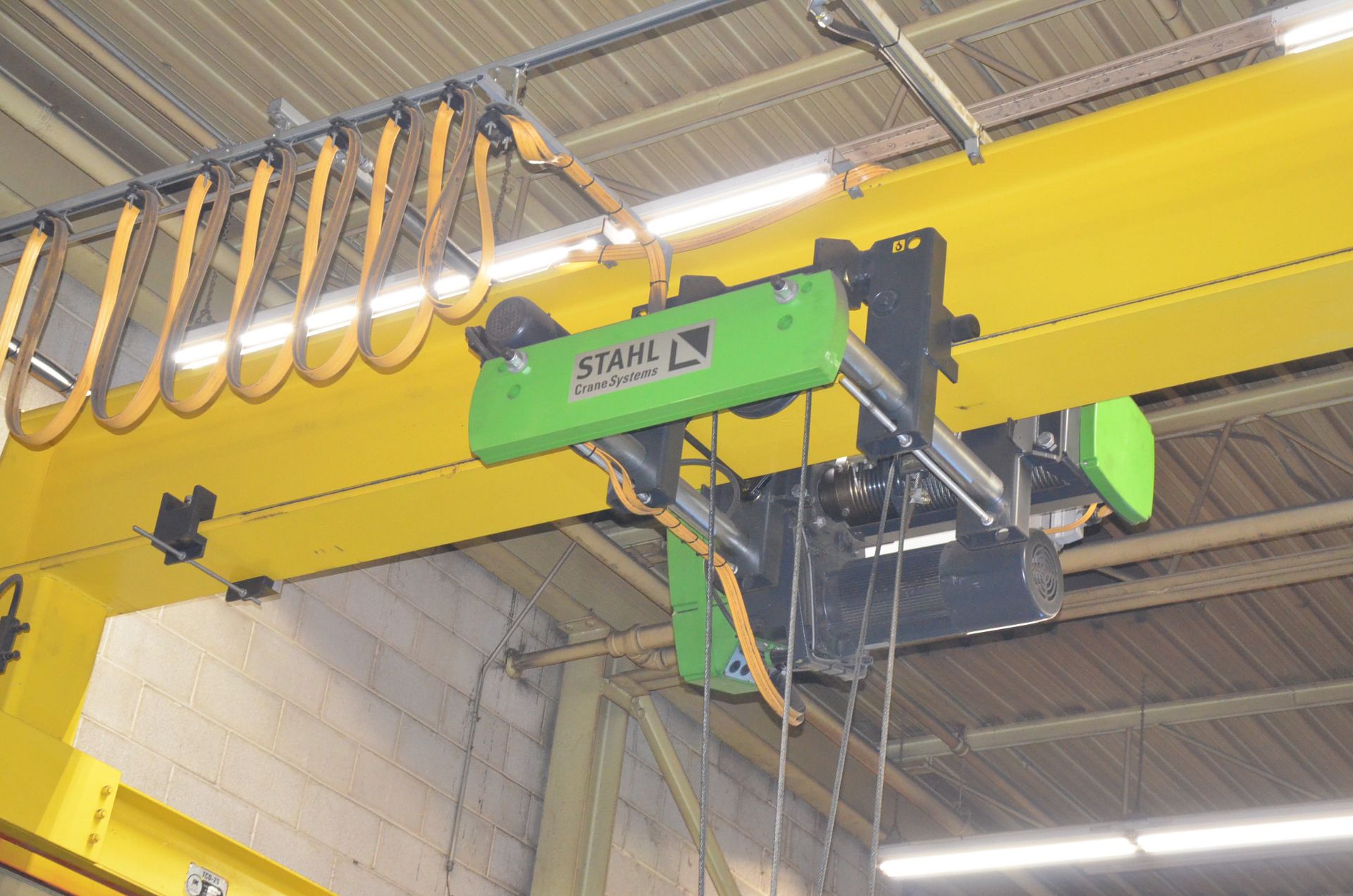 DRESSOR (2017) 7.5 TON CAPACITY TOP RUNNING SINGLE GIRDER OVERHEAD BRIDGE CRANE WITH STAHL - Image 4 of 6