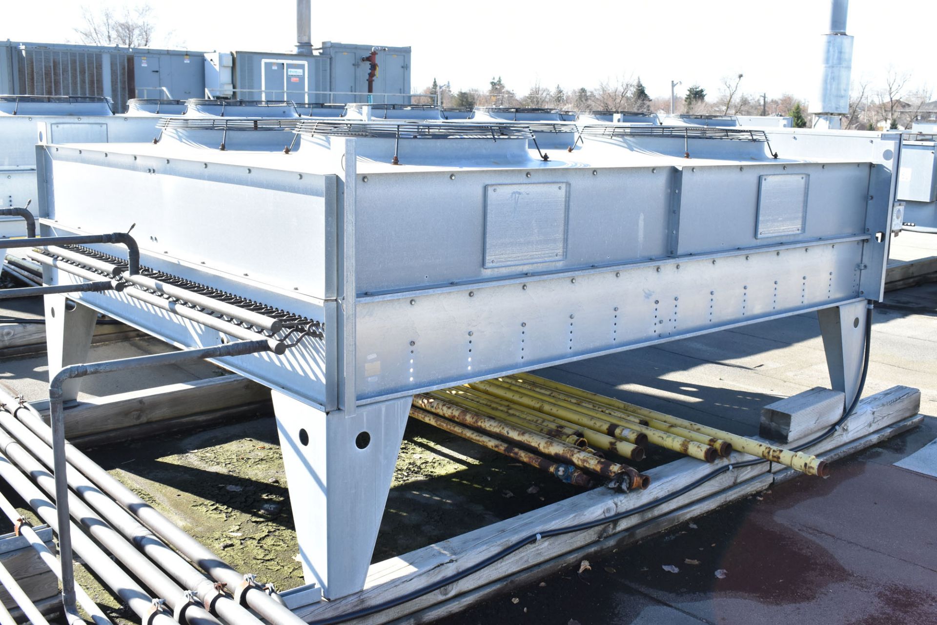 ICE DHA-60-RO SKID MOUNTED INDUSTRIAL CHILLER WITH 60 TON CAPACITY, ROOFTOP CONDENSER, S/N: 0498- - Image 6 of 8