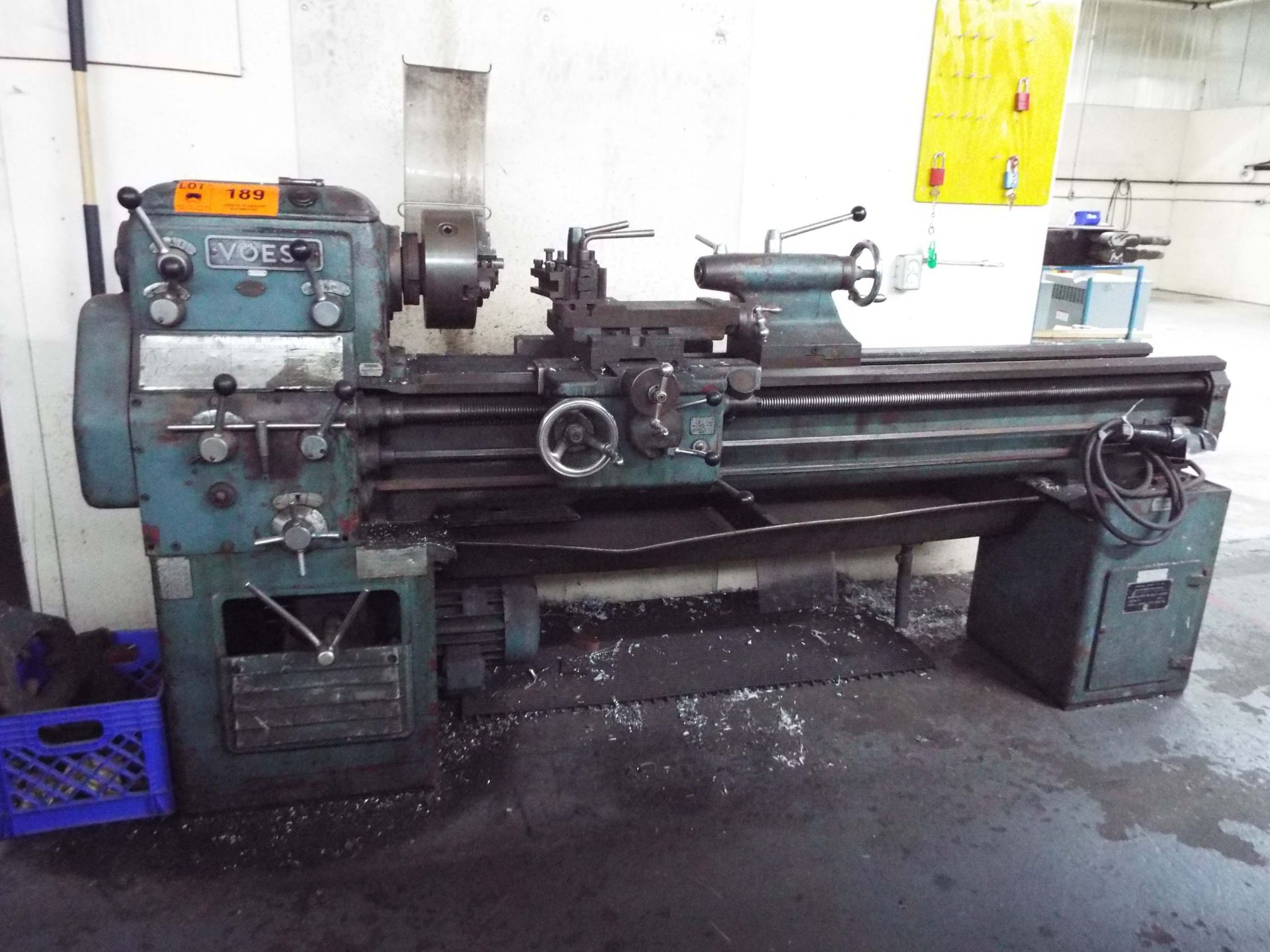 VOEST-AUSTRIA DATR 1.5 LATHE WITH STEADY REST AND 3-JAW CHUCK, S/N: N/A (CI) - Image 3 of 10