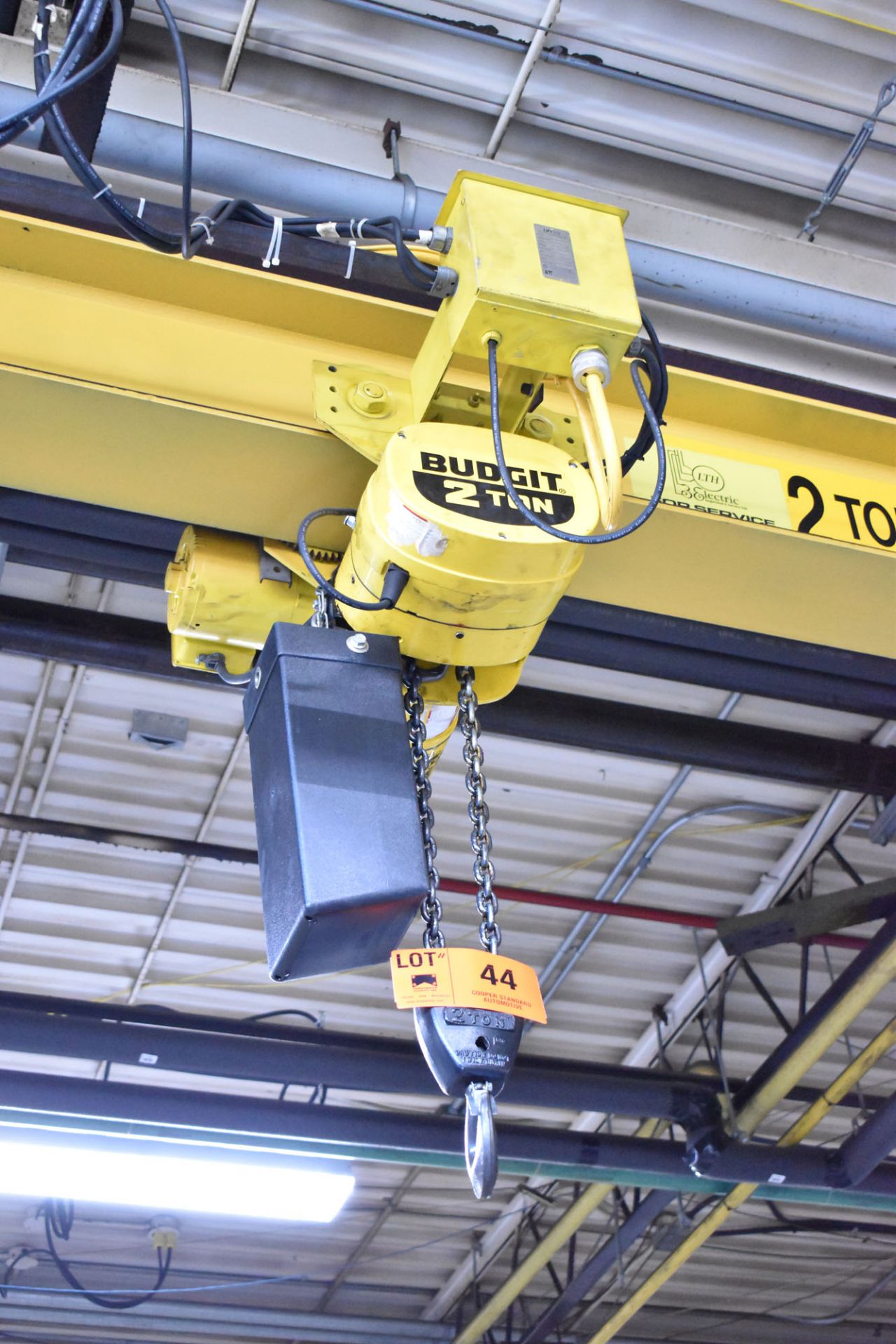 MFG UNKNOWN SINGLE GIRDER UNDERSLUNG OVERHEAD BRIDGE CRANE WITH 2 TON CAPACITY, BUDGIT 2 TON - Image 4 of 4