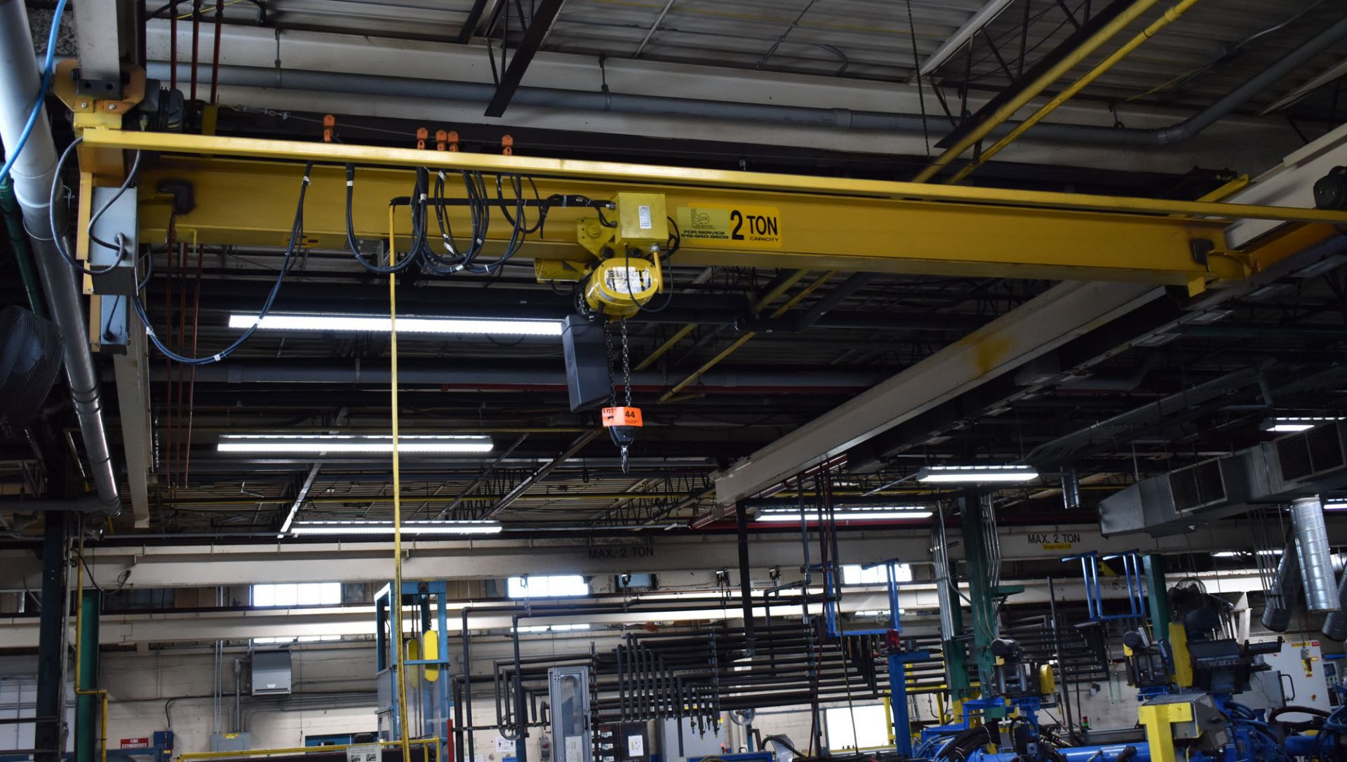 MFG UNKNOWN SINGLE GIRDER UNDERSLUNG OVERHEAD BRIDGE CRANE WITH 2 TON CAPACITY, BUDGIT 2 TON - Image 2 of 4