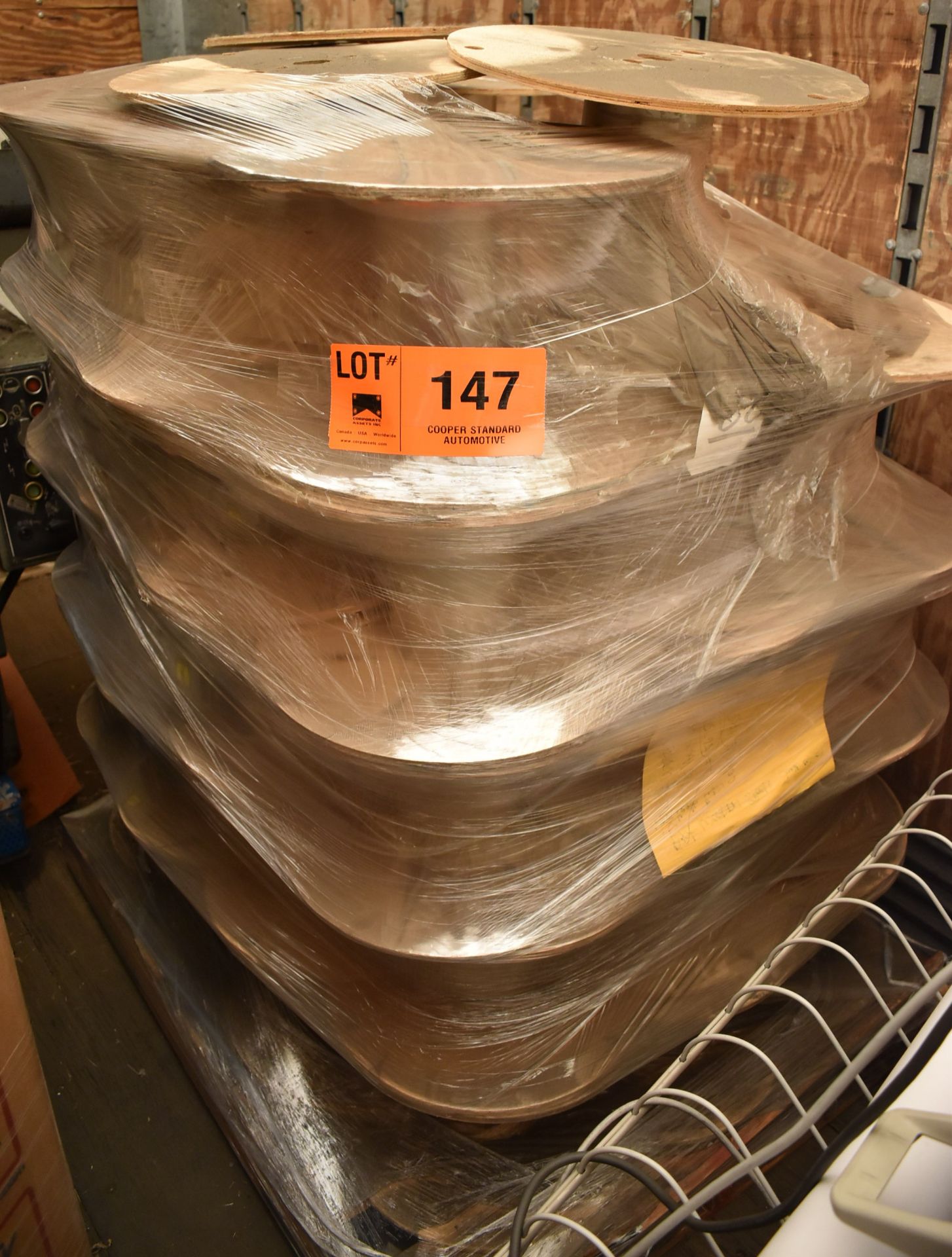 LOT/ SKID OF MATERIAL SPOOLS (LOCATED IN BRAMPTON, ON) [RIGGING FEES FOR LOT #147 - $25 CAD PLUS