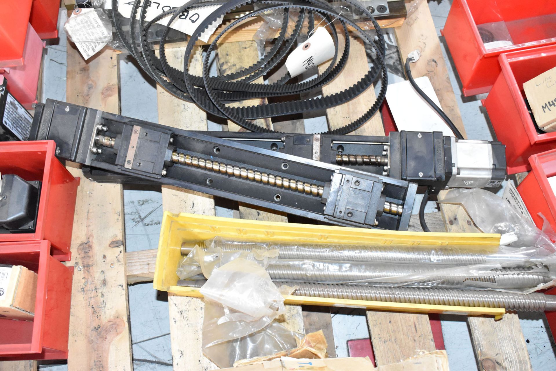 LOT/ PALLET WITH CONTENTS CONSISTING OF FITTINGS, HARDWARE, AND EXTRUDER LINE COMPONENTS [RIGGING - Image 3 of 5