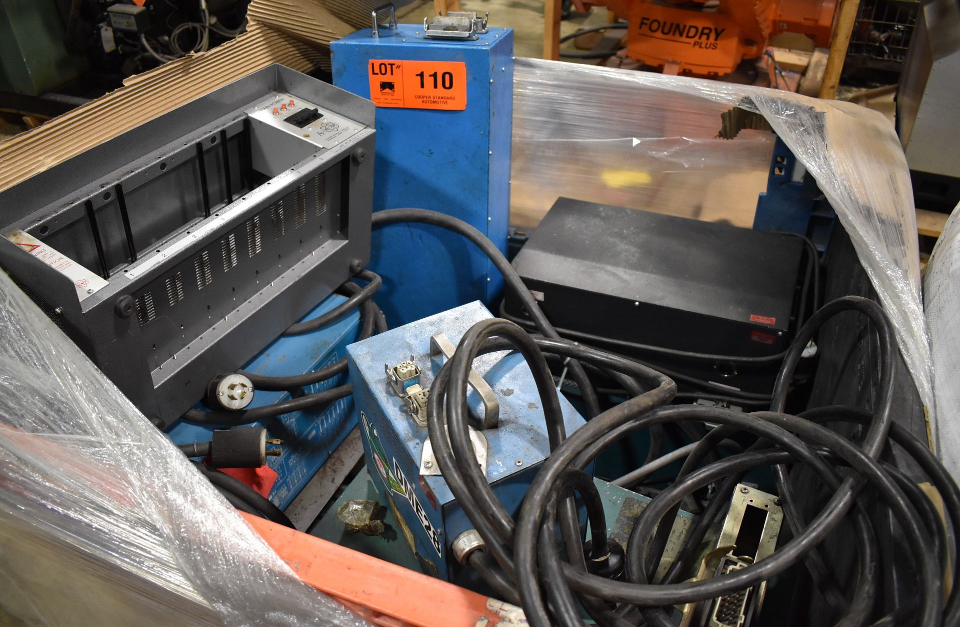 LOT/ HOT RUNNER MOLD TEMPERATURE CONTROLLERS (LOCATED IN BRAMPTON, ON) [RIGGING FEES FOR LOT #