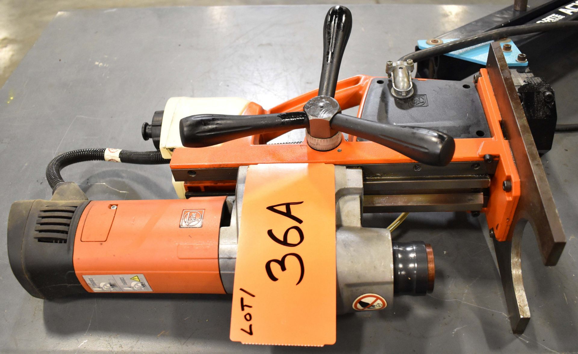JEIN MAG BASE DRILL WITH TAP-RITE AC1050HD TAPPING ARM [RIGGING FEES FOR LOT #36 A - $25 USD PLUS - Image 2 of 3