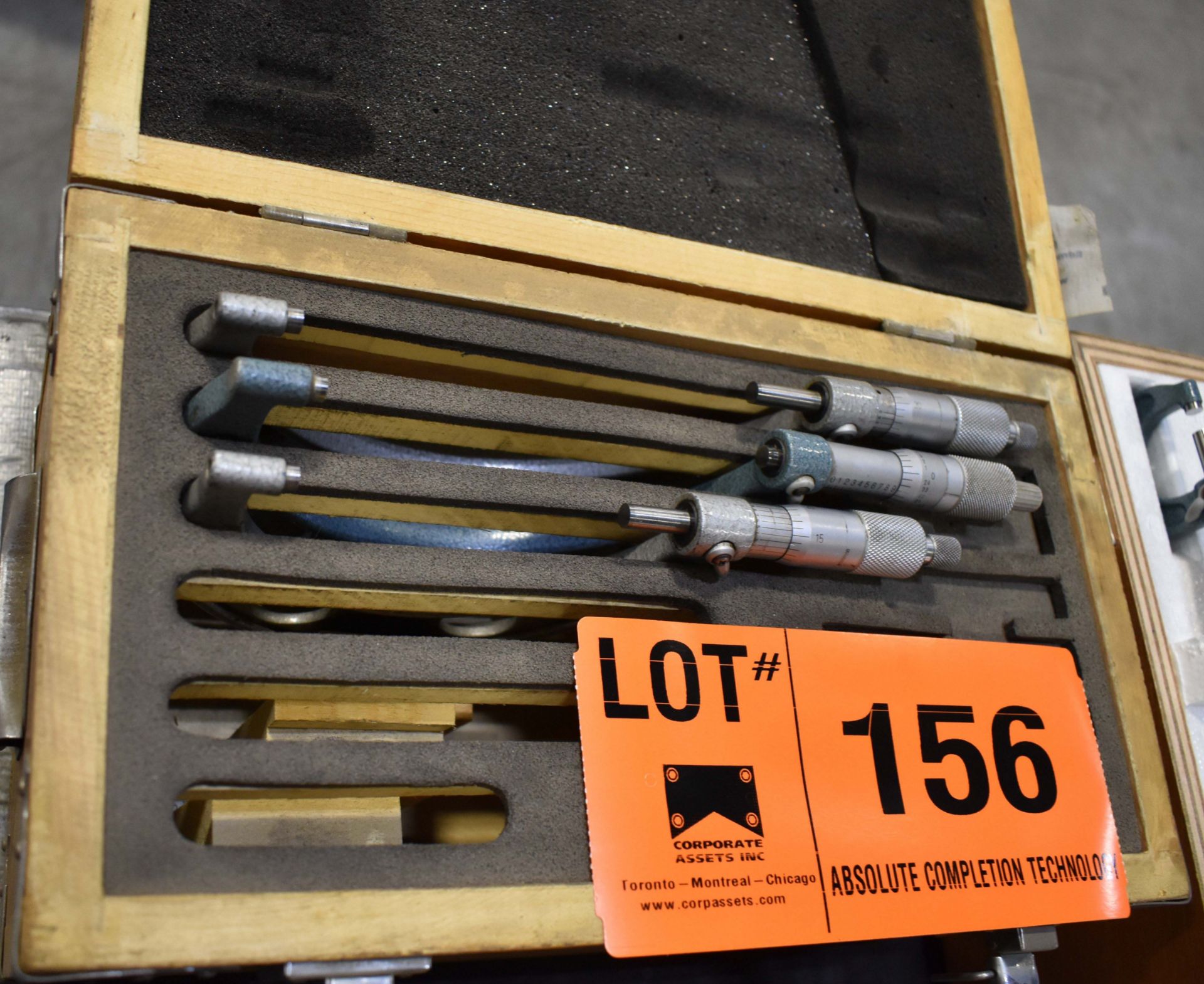 LOT/ PARTIAL OUTSIDE MICROMETER SETS [RIGGING FEES FOR LOT #156 - $10 USD PLUS APPLICABLE TAXES] - Image 2 of 3