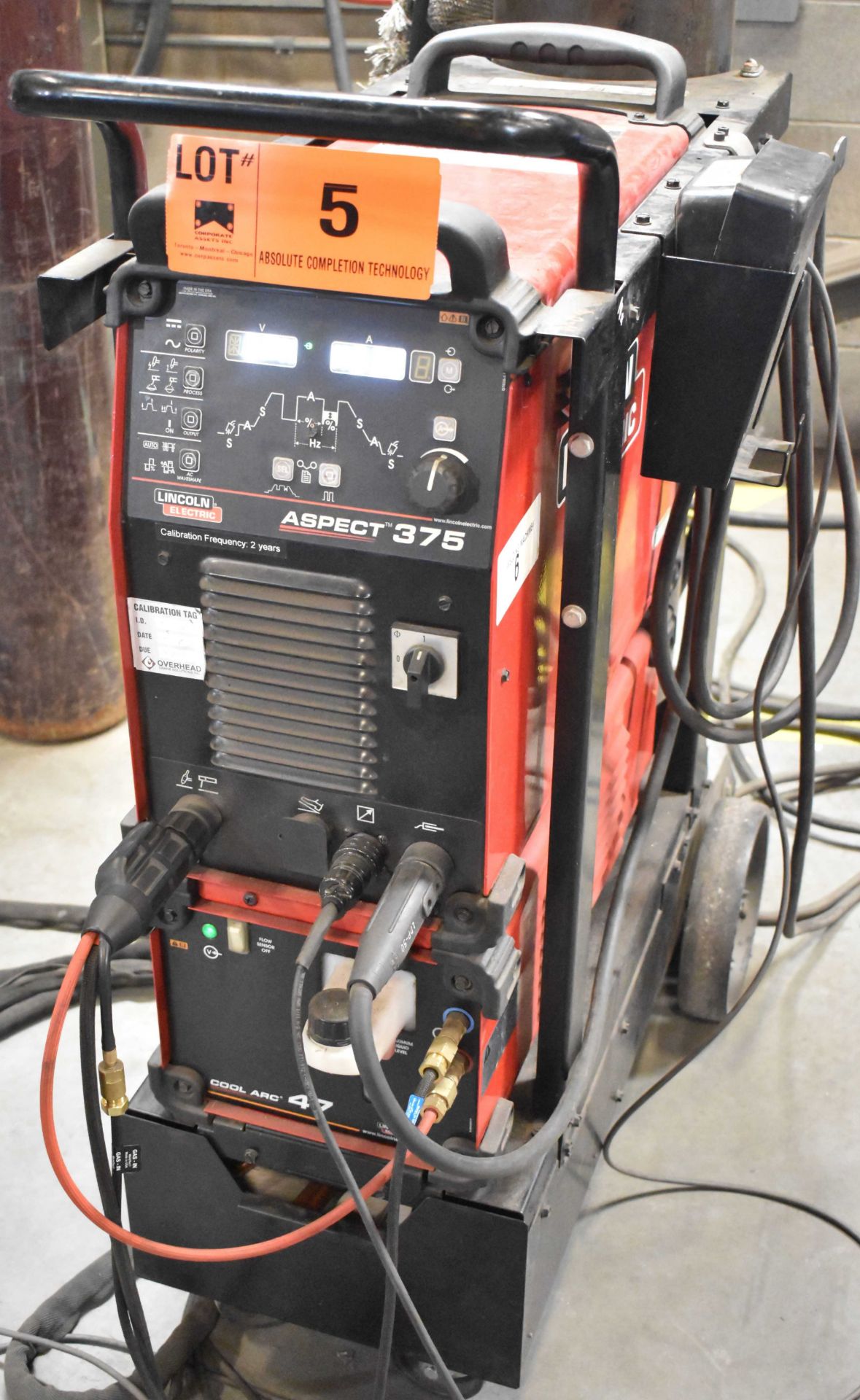 LINCOLN (2015) ELECTRIC ASPECT 375 DIGITAL TIG WELDER WITH LINCOLN ELECTRIC COOL ARC 47 WATER