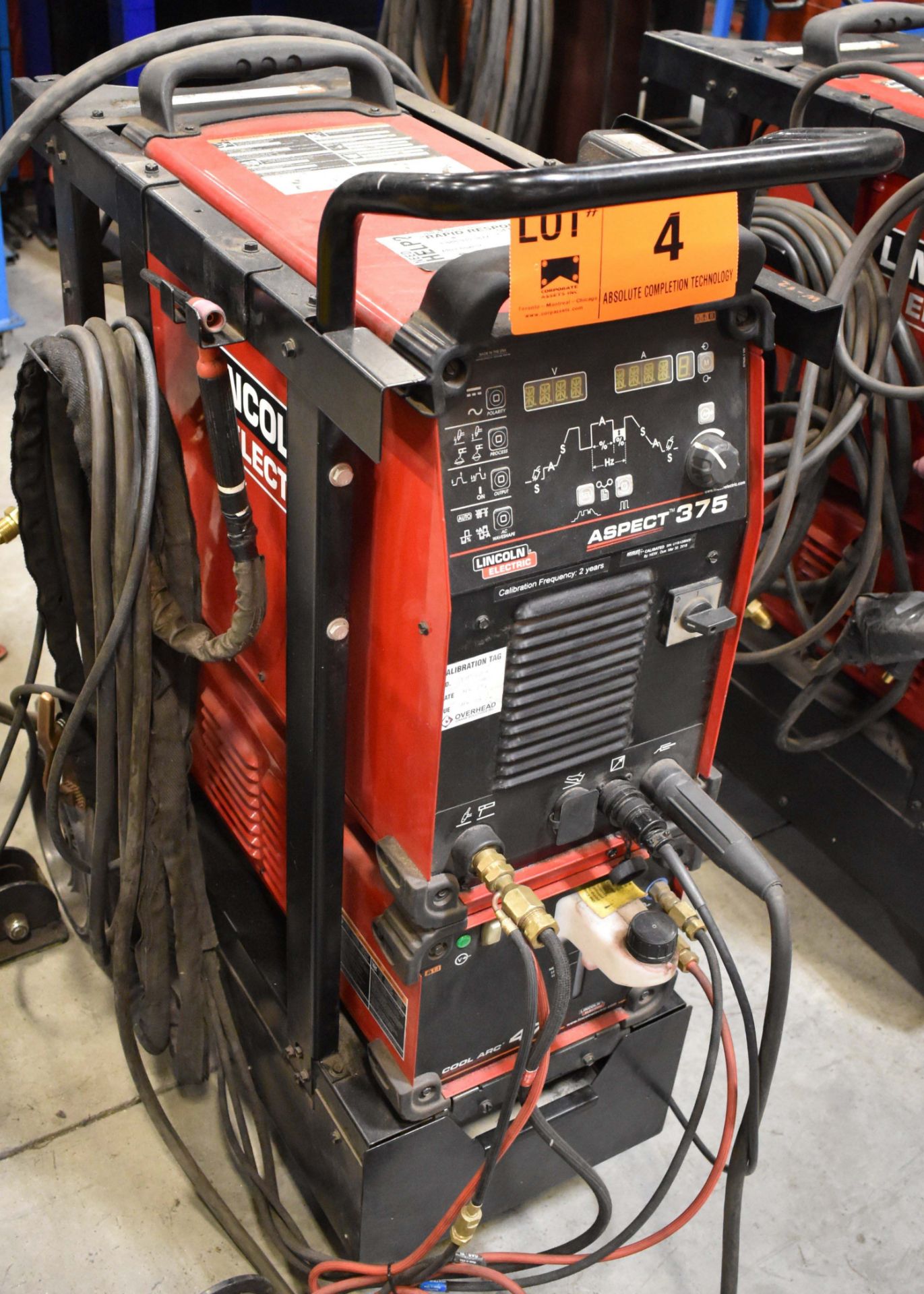 LINCOLN (2015) ELECTRIC ASPECT 375 DIGITAL TIG WELDER WITH LINCOLN ELECTRIC COOL ARC 47 WATER - Bild 2 aus 2