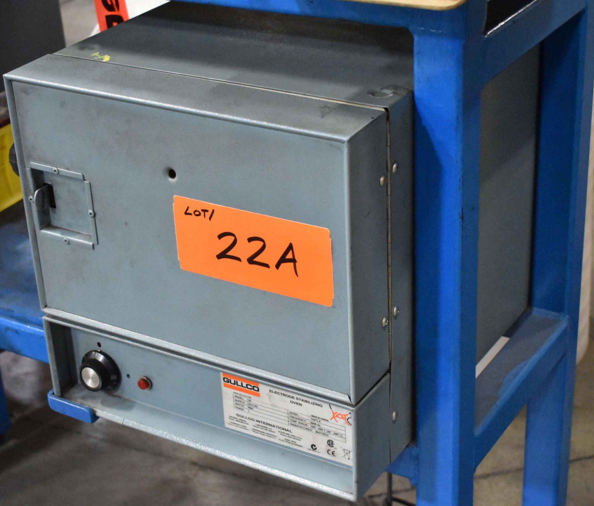 GULLCO MODEL 125 ELECTRODE STABILIZING OVEN WITH 288 DEG. C. MAX. TEMPERATURE, S/N: 34473-9 [RIGGING