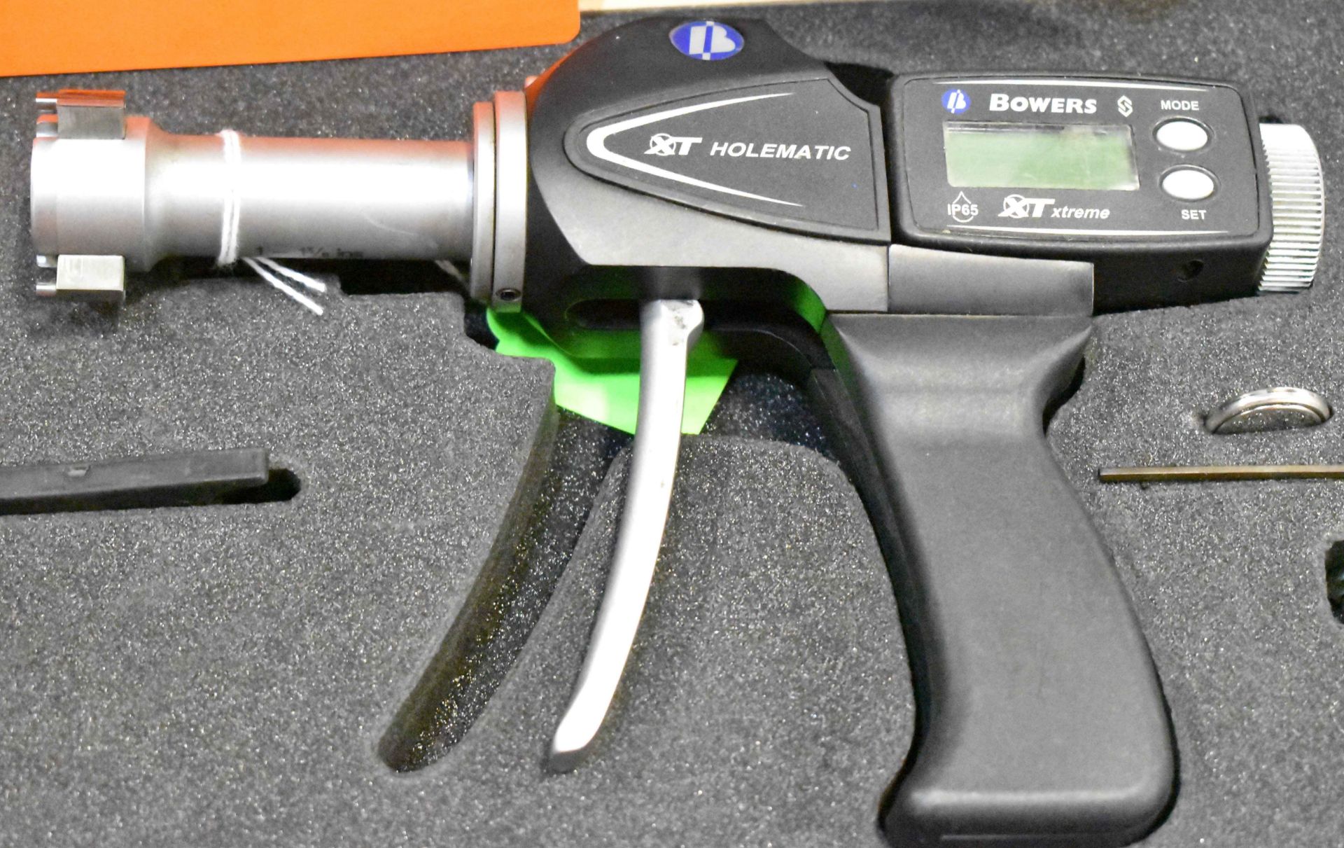 BOWERS XT HOLEMATIC GRIP STYLE DIGITAL BORE GAUGE [RIGGING FEES FOR LOT #162 B - $10 USD PLUS - Bild 2 aus 2