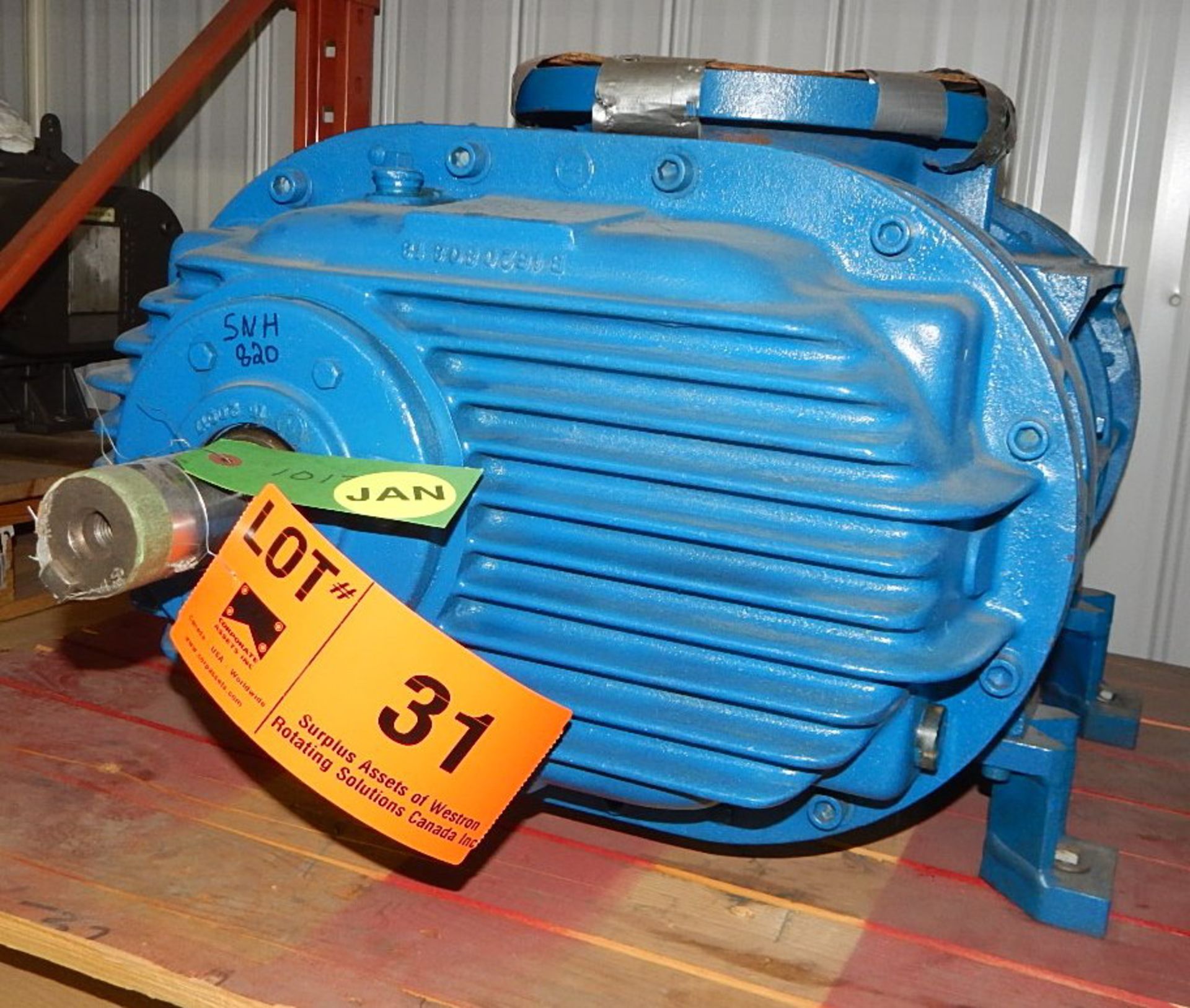 HIBON SNH820 BLOWER (CI) [SKU 1013] (LOCATED IN DIDSBURY, AB) [RIGGING FEE FOR LOT #31 - $25 CAD