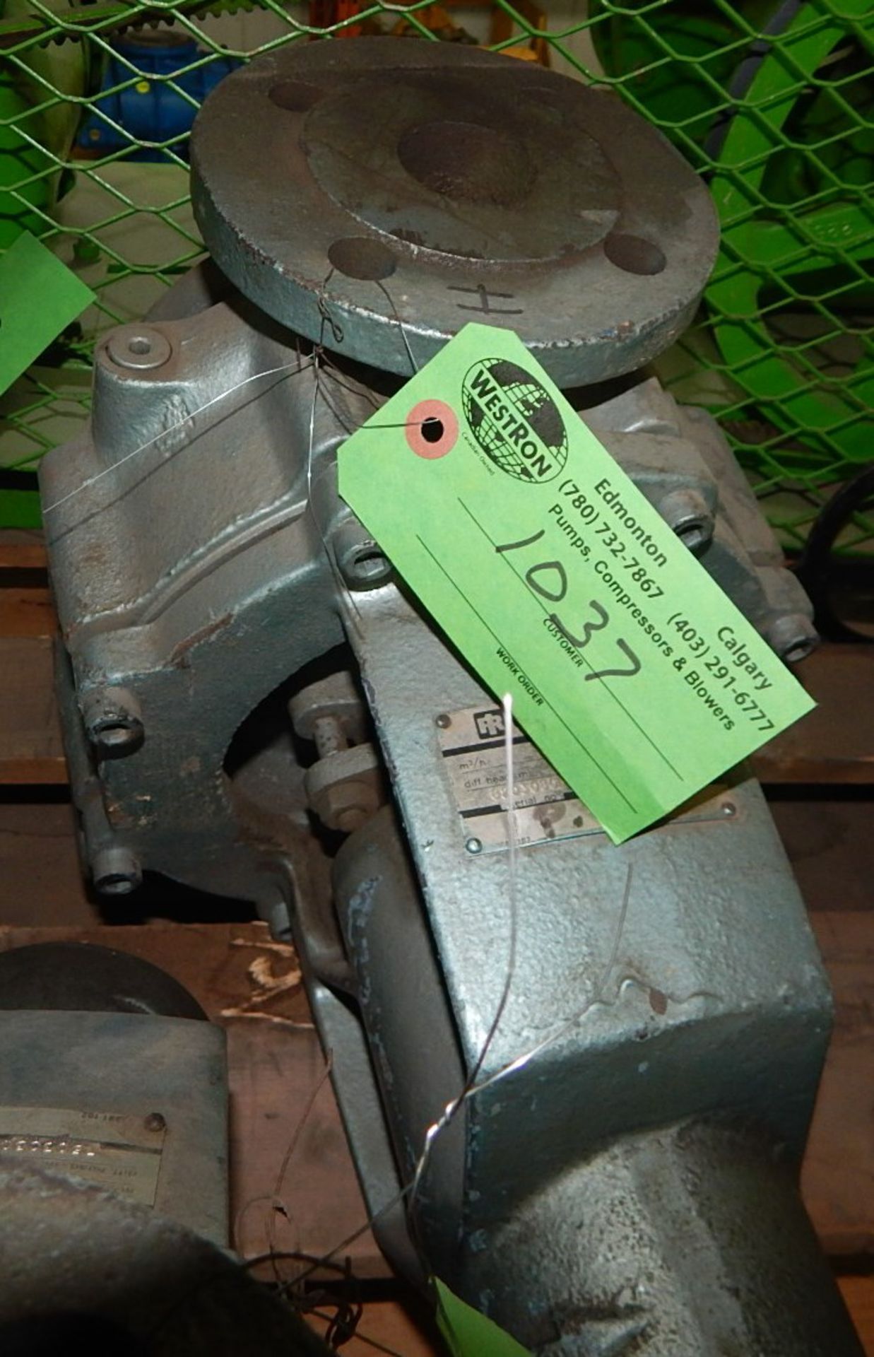LOT/ SPARE PUMPS (CI) [SKU 1037, 1038, 1039] (LOCATED IN DIDSBURY, AB) [RIGGING FEE FOR LOT #39 - $ - Image 3 of 4