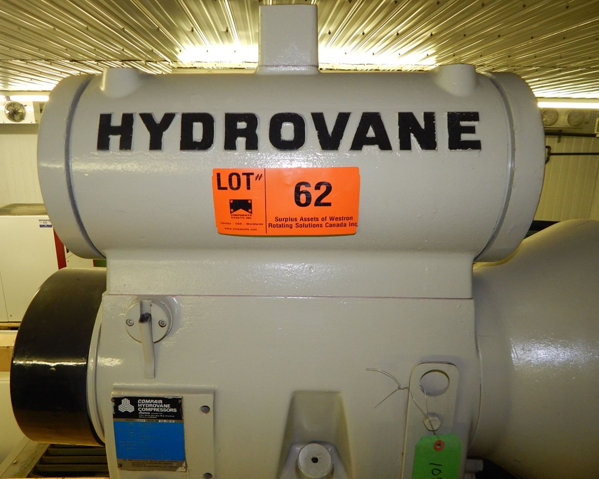 COMPAIR HYDROVANE 170CK ROTARY VANE TANK MOUNTED AIR COMPRESSOR WITH 50 HP, S/N: 5HV301609 (CI) [SKU - Image 4 of 5