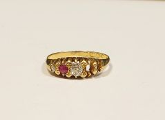 18ct gold, ruby and diamond five-stone ring set two diamonds and single ruby (two stones missing)