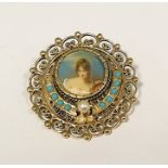 14K gold-coloured metal miniature turquoise and pearl set pendant brooch, having central circular