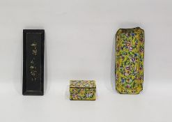 Canton enamel yellow ground part desk-set comprisi