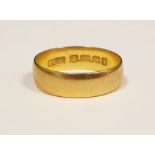 22ct gold wedding ring, 3.5g approx  Condition ReportThe ring size is N