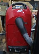 Miele S25-i Air Clean vacuum cleaner, with tube and two heads