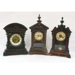 Three assorted mantel clocks to include mahogany-cased example with Arabic numerals to the ivorine