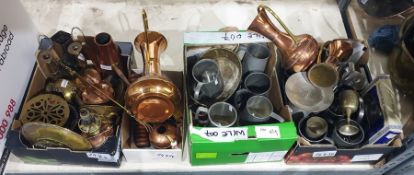 Large quantity of copper, brass and pewter including trivets, tankards, jugs, etc (4 boxes)