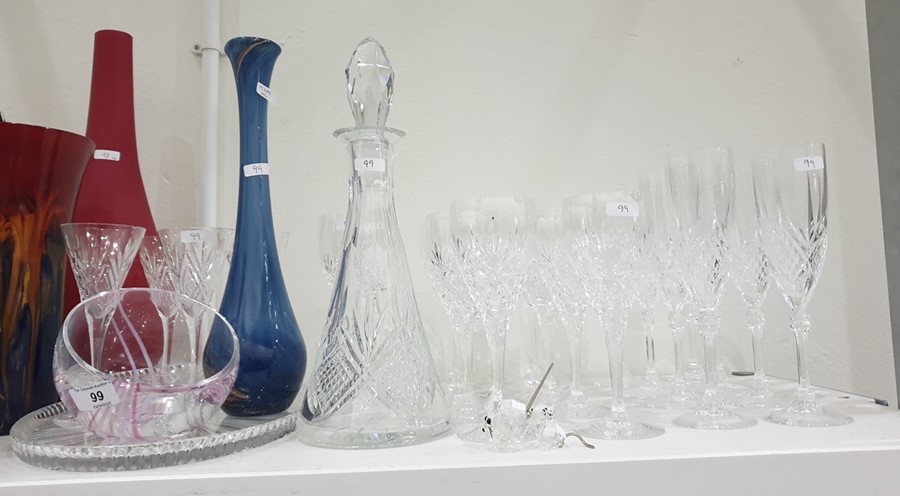 Good quality cut glass suite of eight champage flutes, eight wines, two further wines, a matching