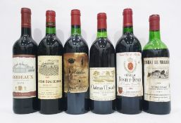 Six various bottles of wine from the Bordeaux region including a Table Bordeaux 2009 but also