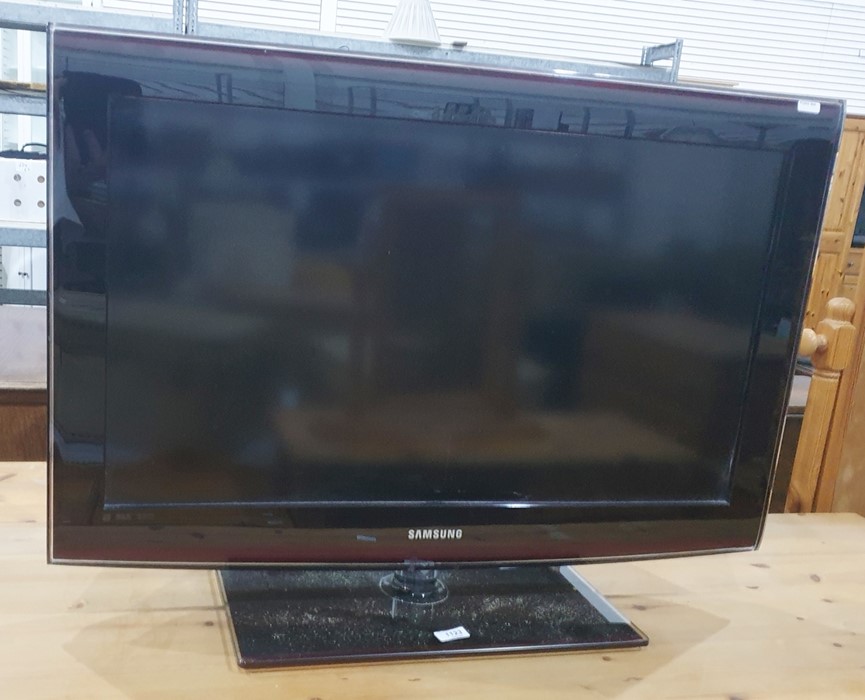 Samsung flatscreen television