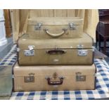 3 Vintage suitcase in cream , 2 by Overpond (3)