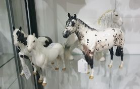 Collection of four various Beswick pottery horses (4)