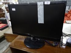 Flatron m2280d small tv and another