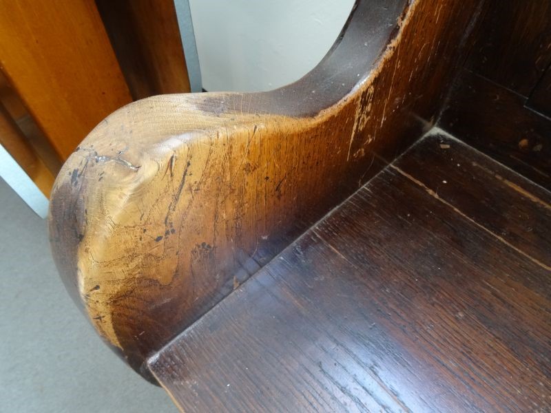 Oak pew with shaped sides, plain slatted back, 152cm long  Condition ReportSOme knocks, split to - Image 3 of 8