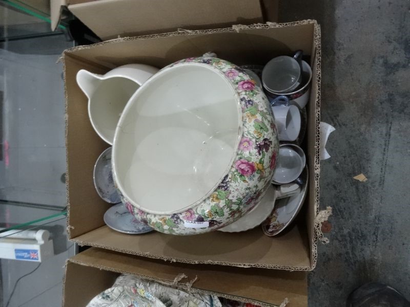 Four boxes of assorted miscellaneous chinaware to include three-tier porcelain cake stand, - Image 5 of 6