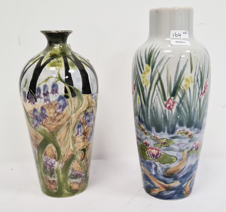 Two Cobridge vases, one with pond decoration, the other with woodland decoration (2) - Image 3 of 6