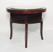 20th century mahogany circular coffee table, 68cm diameter Condition Reportone leg is slightly