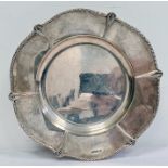 George V silver tazza on circular stand, Cooper Brothers & Sons, Sheffield 1930, 14.9ozt  24 cms