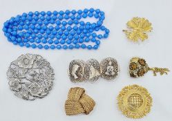 Quantity bead necklaces and other costume jewellery (3 boxes)