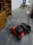 Rover Quantum XE40 Briggs & Stratton petrol lawnmower with grass box