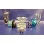 Collection of glassware comprising a Webb flared, circular, footed vase, 14cm high, a pale