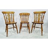 Five assorted beech chairs (5)