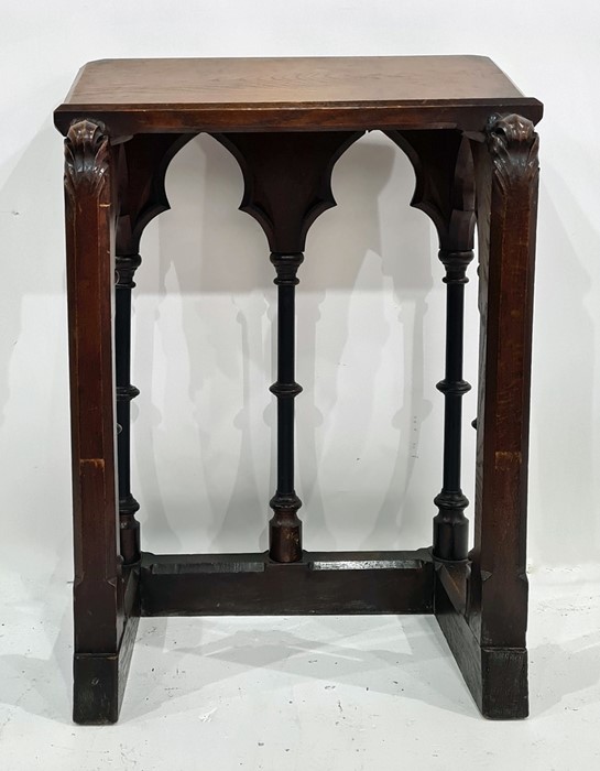 20th century oak lectern, 66cm x 92cm